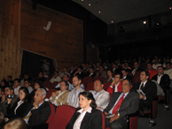 El auditorio de la U Veritas estuvo al tope de su capacidad